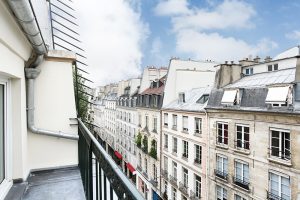 summer vacations not expensive at Hotel de Seine Paris