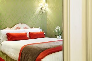 where to stay in Paris for the Lollapalooza festival